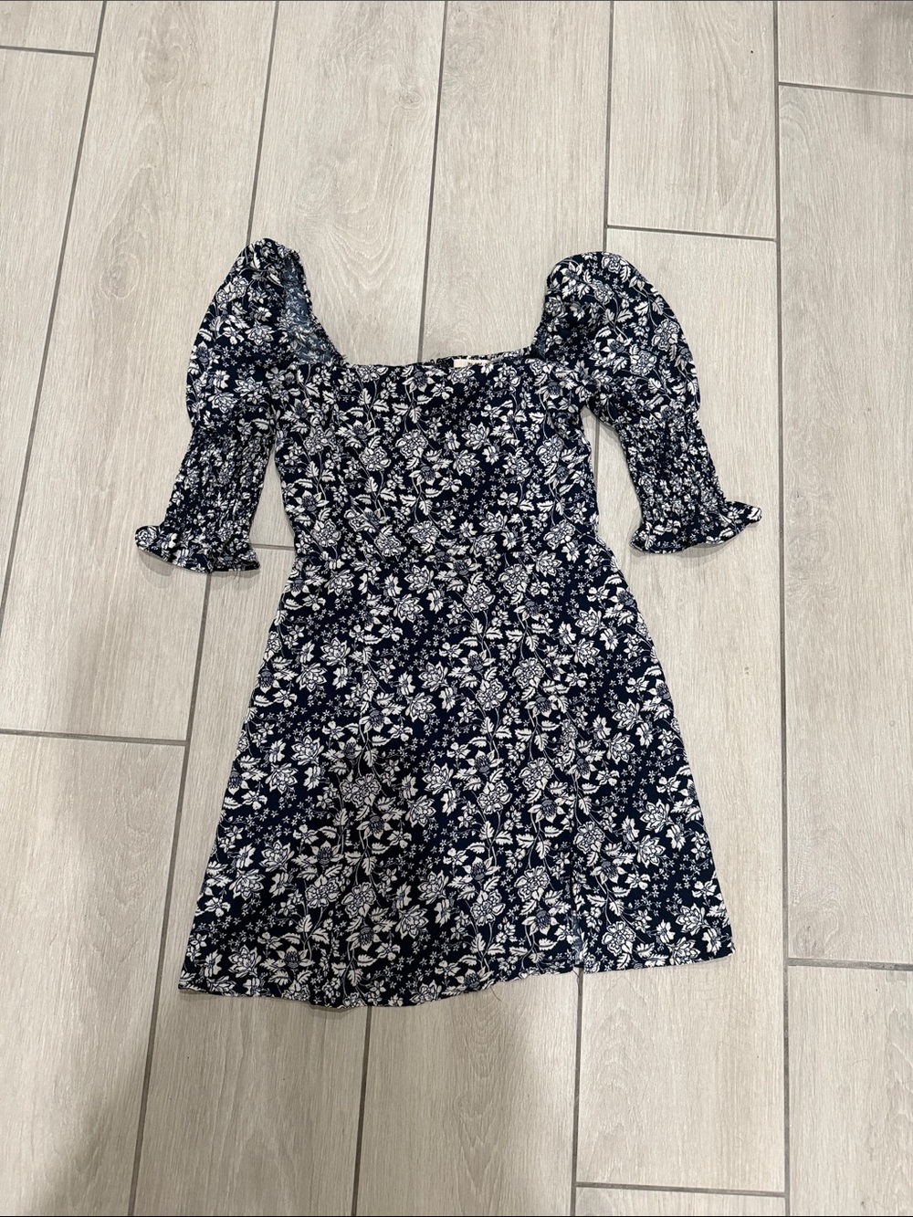 Navy Floral Puff Sleeve Mini Dress